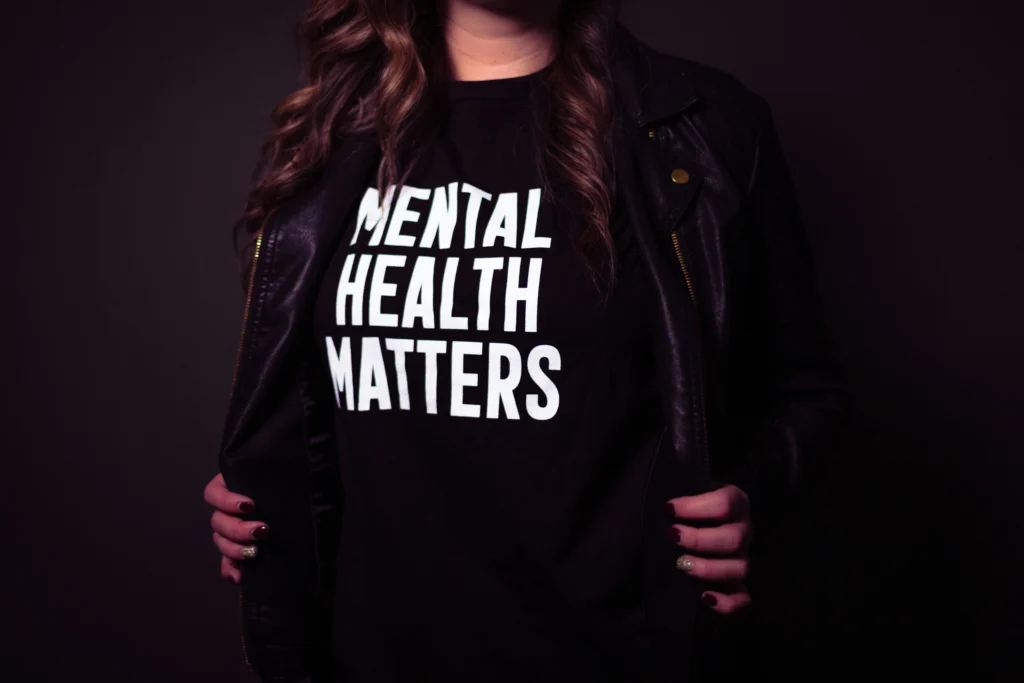 how do mental and emotional illnesses affect social health